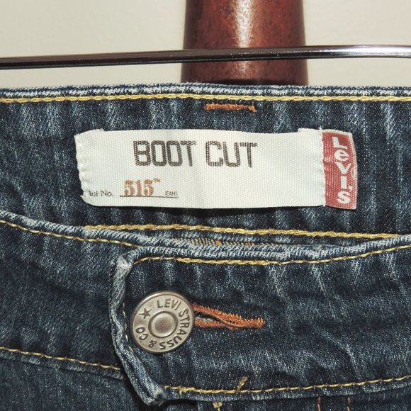 Levi's 515 Boot Cut distressed denim jeans - Picture 4 of 9